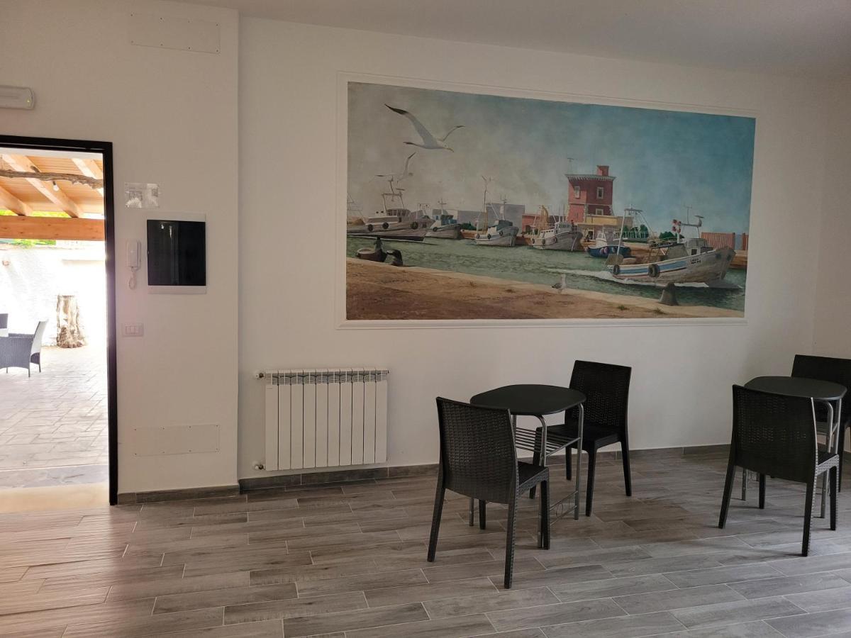 Rooms Da Pisicchio ฟิวมิชีโน ภายนอก รูปภาพ