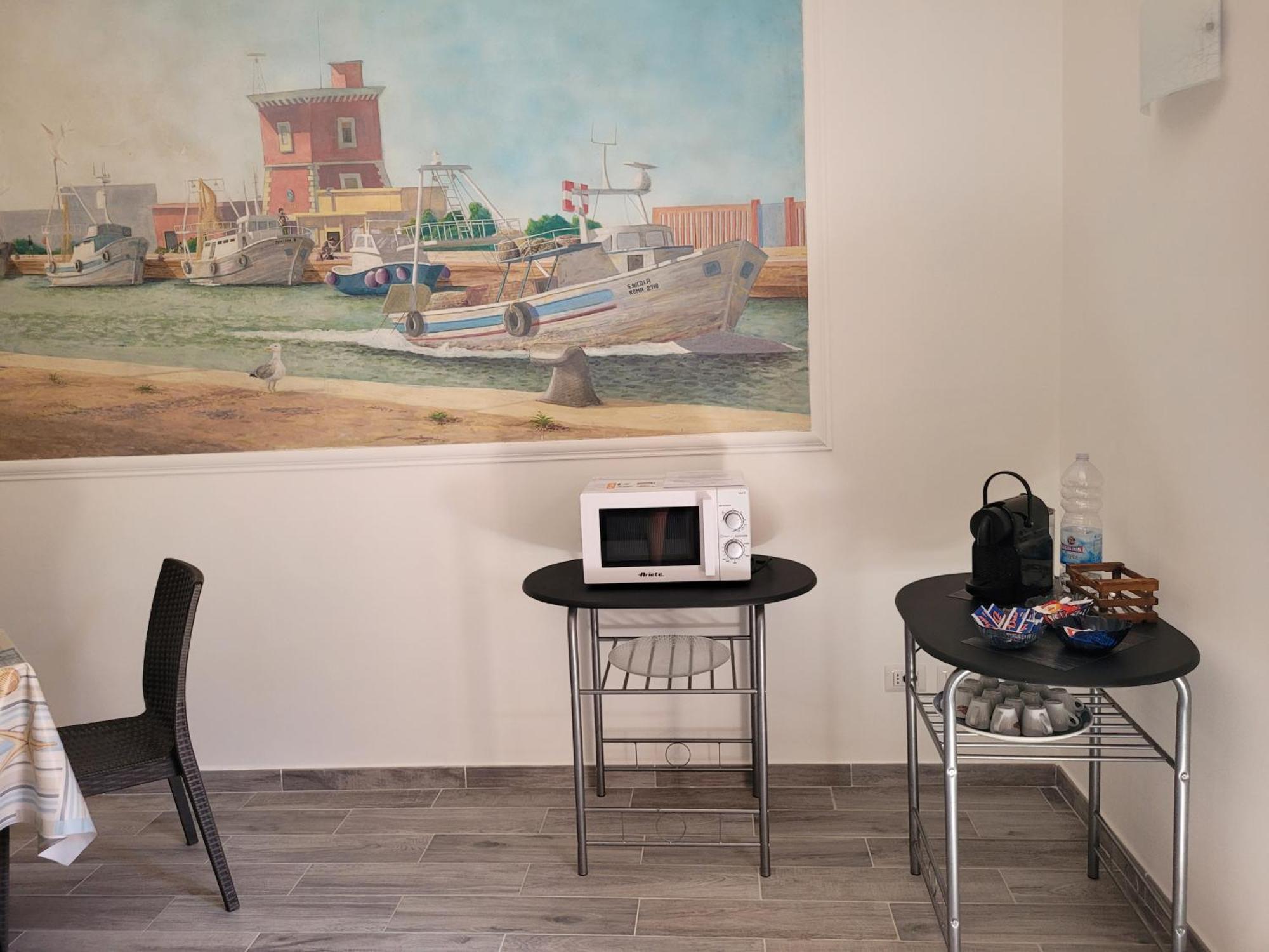 Rooms Da Pisicchio ฟิวมิชีโน ภายนอก รูปภาพ